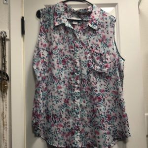 Floral sleeveless top